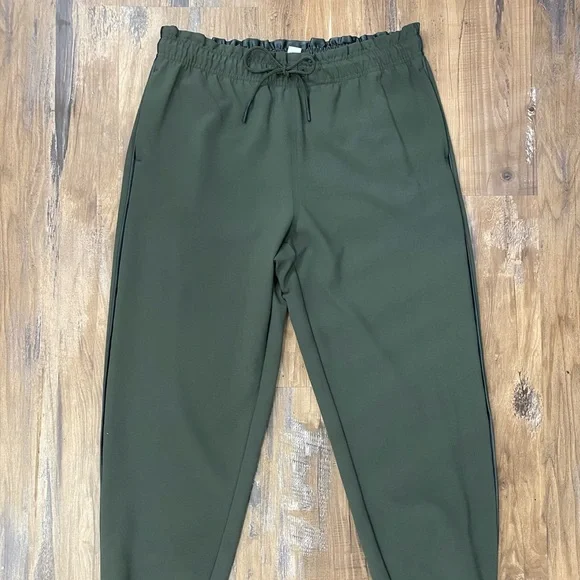 Athleta Metropolis Jogger - Picture 4 of 7